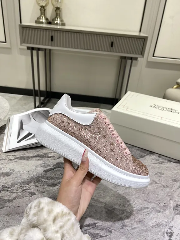 Alexander McQueen Shoe 